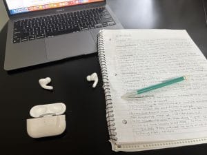 For some students, listening to music while studying or doing homework proves to be very beneficial, while others think the opposite.